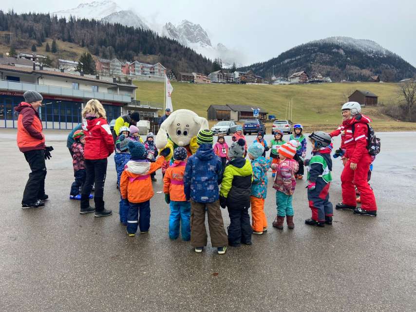 2024 KW 05 Snowli Sportcamp